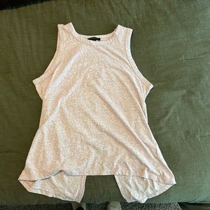 Light purple heathered tank